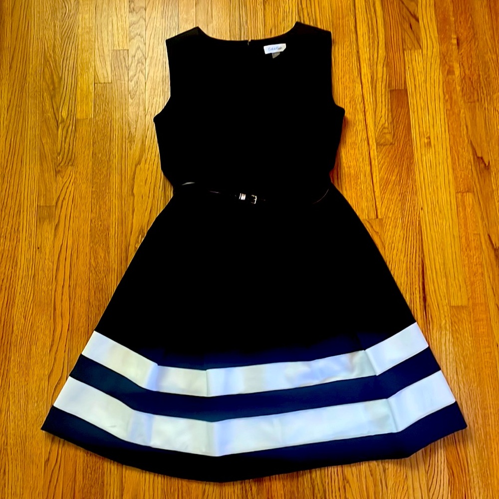 Calvin Klein size 6 black and white cocktail dress